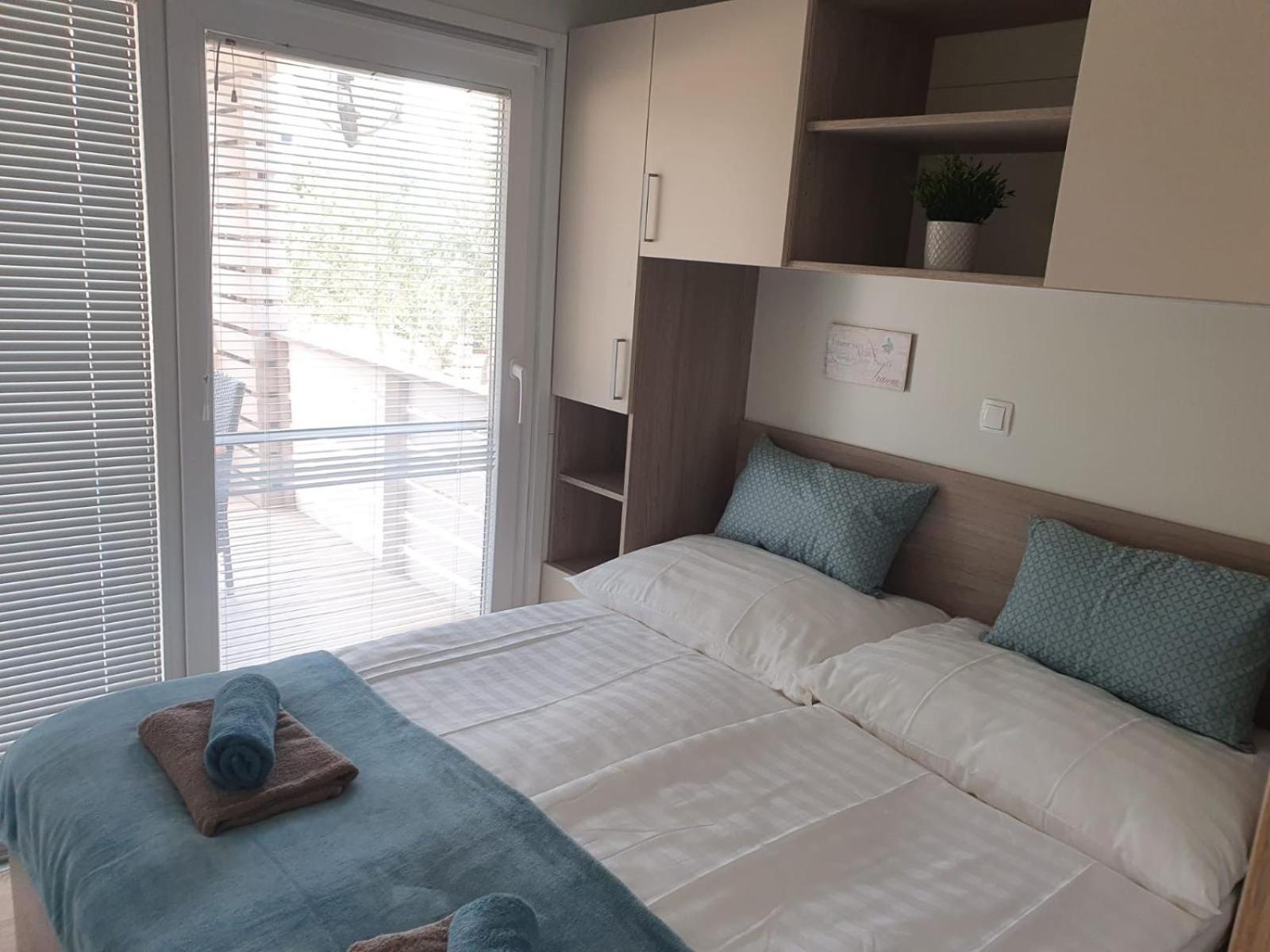 Mobile Home M&M Drage Rum bild