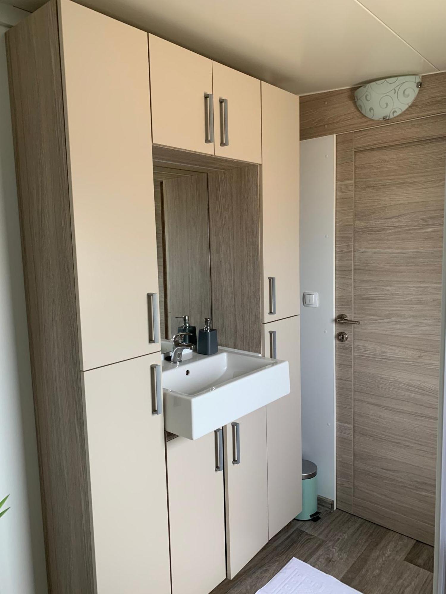 Mobile Home M&M Drage Rum bild