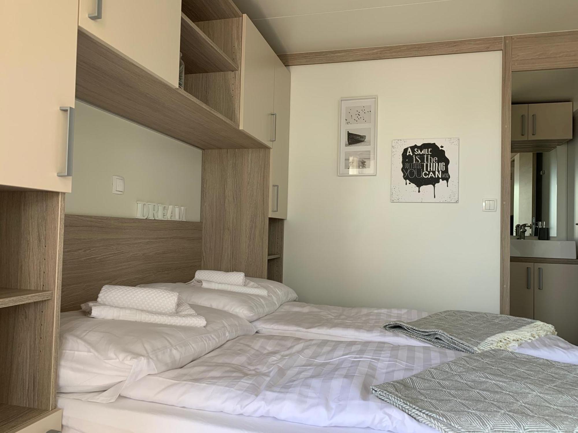 Mobile Home M&M Drage Rum bild